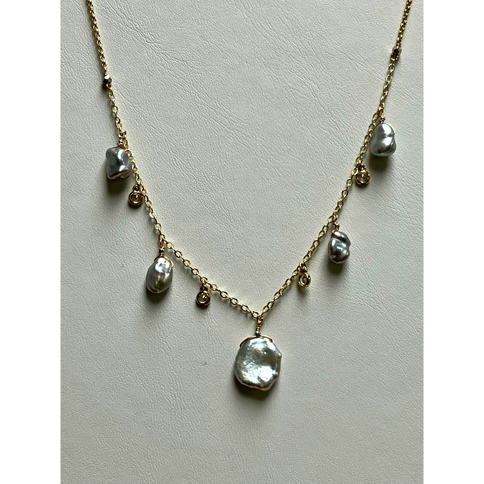 Gold Necklace With Grey Pearl & Crystal Embellishment